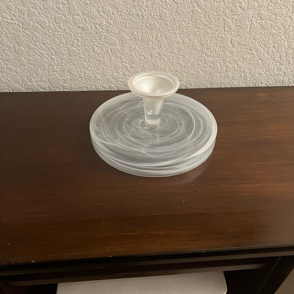 Small Alibaster Cake Plate - Picture 2 of 3